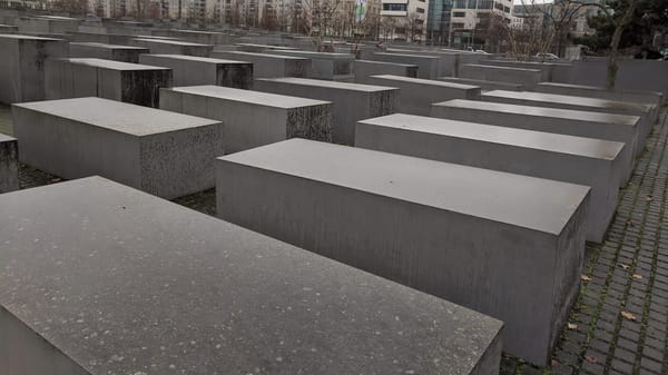 A Misused Commemoration: Kristallnacht and Political Opportunism